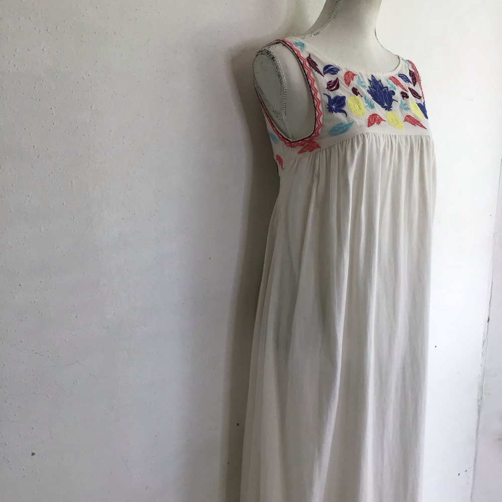 Zingara Women Elegant Fun White Embroidered Maxi Dress S - Picture 4 of 12